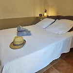 Holiday home Casa Parmentile - Jardin, Wifi, Parking, Familial *