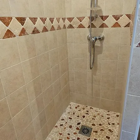 Semesterbostad Casa Parmentile *